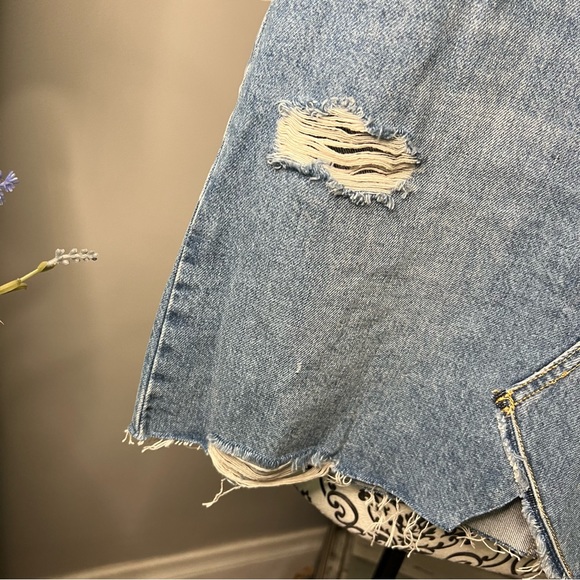 Free People Boho Distressed Hallie Denim Skirt Size 30/10 - Picture 5 of 12